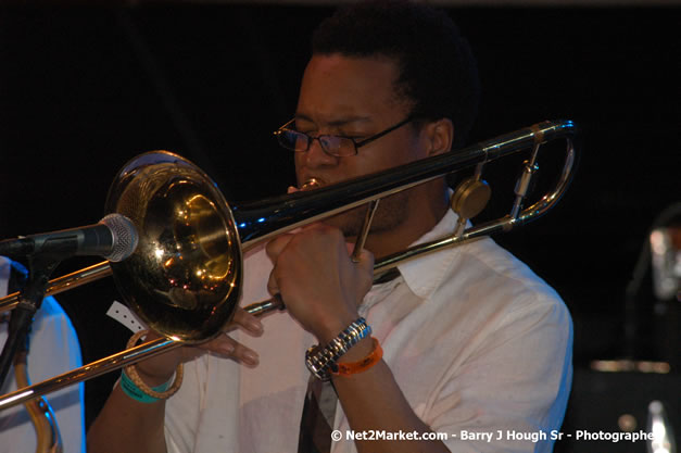 Antonio Saxton - Air Jamaica Jazz & Blues Festival 2007 - The Art of Music -  Thursday, January 25th - 10th Anniversary - Air Jamaica Jazz & Blues Festival 2007 - The Art of Music - Tuesday, January 23 - Saturday, January 27, 2007, The Aqueduct on Rose Hall, Montego Bay, Jamaica - Negril Travel Guide, Negril Jamaica WI - http://www.negriltravelguide.com - info@negriltravelguide.com...!