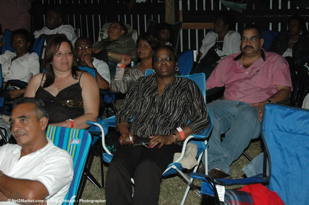 Audience & Venue - Air Jamaica Jazz & Blues Festival 2007 - The Art of Music - Thursday, January 26th - 10th Anniversary - The Aqueduct on Rose Hall - Air Jamaica Jazz & Blues Festival 2007 - The Art of Music - Tuesday, January 23 - Saturday, January 27, 2007, The Aqueduct on Rose Hall, Montego Bay, Jamaica - Negril Travel Guide, Negril Jamaica WI - http://www.negriltravelguide.com - info@negriltravelguide.com...!