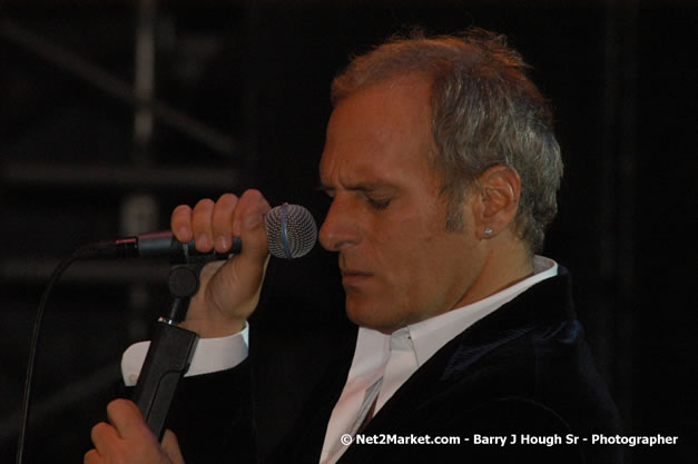 Michael Bolton - Air Jamaica Jazz & Blues Festival 2007 - The Art of Music -  Thursday, January 25th - 10th Anniversary - Air Jamaica Jazz & Blues Festival 2007 - The Art of Music - Tuesday, January 23 - Saturday, January 27, 2007, The Aqueduct on Rose Hall, Montego Bay, Jamaica - Negril Travel Guide, Negril Jamaica WI - http://www.negriltravelguide.com - info@negriltravelguide.com...!