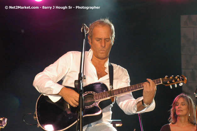 Michael Bolton - Air Jamaica Jazz & Blues Festival 2007 - The Art of Music -  Thursday, January 25th - 10th Anniversary - Air Jamaica Jazz & Blues Festival 2007 - The Art of Music - Tuesday, January 23 - Saturday, January 27, 2007, The Aqueduct on Rose Hall, Montego Bay, Jamaica - Negril Travel Guide, Negril Jamaica WI - http://www.negriltravelguide.com - info@negriltravelguide.com...!