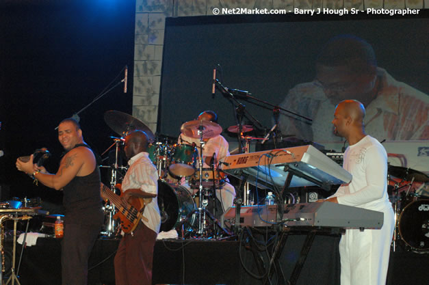 Pieces of a Dream - Air Jamaica Jazz & Blues Festival 2007 - The Art of Music -  Thursday, January 25th - 10th Anniversary - Air Jamaica Jazz & Blues Festival 2007 - The Art of Music - Tuesday, January 23 - Saturday, January 27, 2007, The Aqueduct on Rose Hall, Montego Bay, Jamaica - Negril Travel Guide, Negril Jamaica WI - http://www.negriltravelguide.com - info@negriltravelguide.com...!