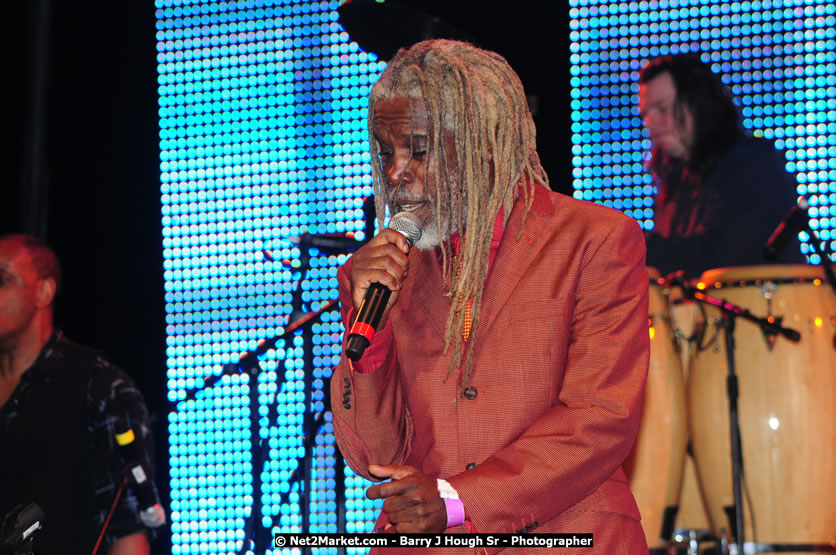 Billy Ocean at the Air Jamaica Jazz and Blues Festival 2008 The Art of Music - Saturday, January 26, 2008 - Air Jamaica Jazz & Blues 2008 The Art of Music venue at the Aqaueduct on Rose Hall Resort & Counrty Club, Montego Bay, St. James, Jamaica W.I. - Thursday, January 24 - Saturday, January 26, 2008 - Photographs by Net2Market.com - Claudine Housen & Barry J. Hough Sr, Photographers - Negril Travel Guide, Negril Jamaica WI - http://www.negriltravelguide.com - info@negriltravelguide.com...!