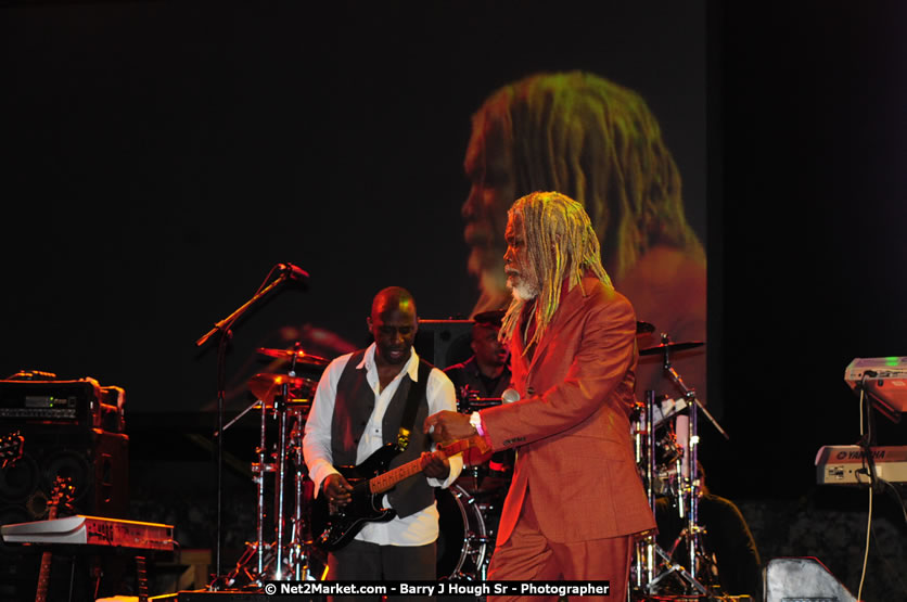 Billy Ocean at the Air Jamaica Jazz and Blues Festival 2008 The Art of Music - Saturday, January 26, 2008 - Air Jamaica Jazz & Blues 2008 The Art of Music venue at the Aqaueduct on Rose Hall Resort & Counrty Club, Montego Bay, St. James, Jamaica W.I. - Thursday, January 24 - Saturday, January 26, 2008 - Photographs by Net2Market.com - Claudine Housen & Barry J. Hough Sr, Photographers - Negril Travel Guide, Negril Jamaica WI - http://www.negriltravelguide.com - info@negriltravelguide.com...!