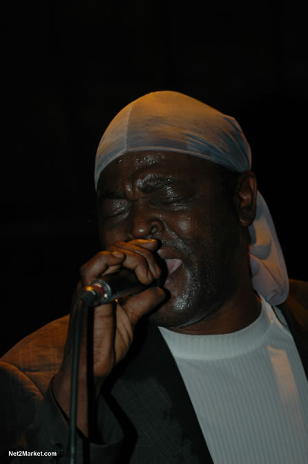 Live in Concert - Sugar Minott - Bobby Dread - Swallow - backed by the Indika Band - Boubon Beach Restaurant, Beach Bar & Oceanfront Accommodations - Negril Travel Guide, Negril Jamaica WI - http://www.negriltravelguide.com - info@negriltravelguide.com...!