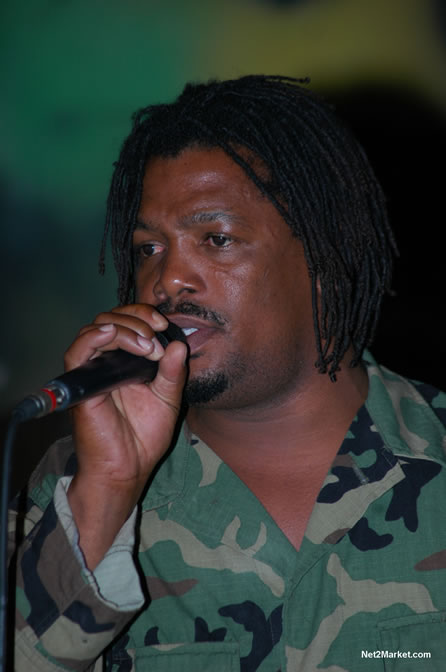 Live in Concert - Sugar Minott - Bobby Dread - Swallow - backed by the Indika Band - Boubon Beach Restaurant, Beach Bar & Oceanfront Accommodations - Negril Travel Guide, Negril Jamaica WI - http://www.negriltravelguide.com - info@negriltravelguide.com...!