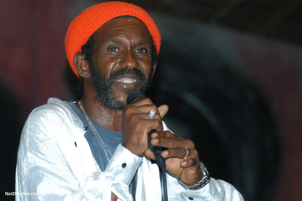 Reggae Superstar - Bush Man @ Bourbon Beach with Boddy Dread & Singing Honour - Presented by Our Music Promotions - Omar & Ama-Donna - Saturday, May 14, 2005 - Negril Travel Guide, Negril Jamaica WI - http://www.negriltravelguide.com - info@negriltravelguide.com...!