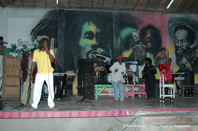 John Holt at Bourbon Beach - Saturday, January 21, 2006 - Negril Travel Guide, Negril Jamaica WI - http://www.negriltravelguide.com - info@negriltravelguide.com...!