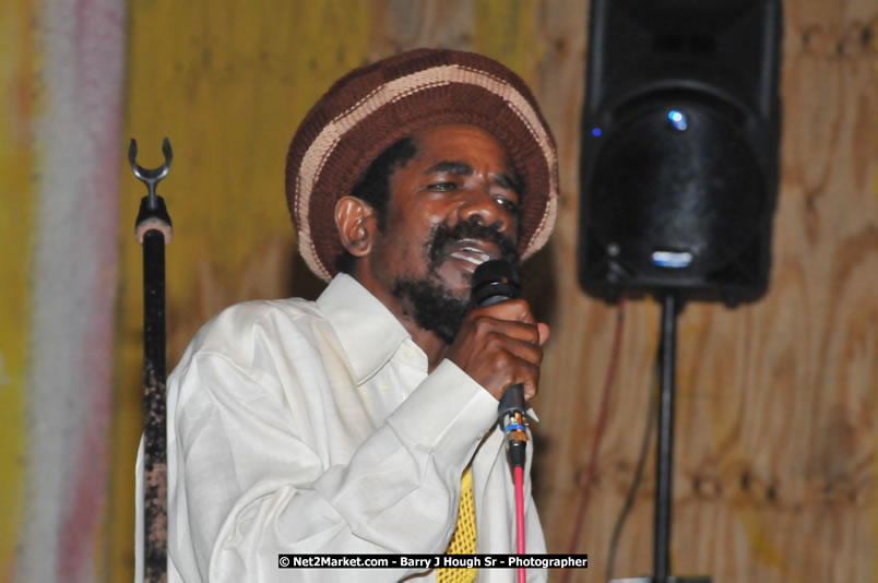  Coco Tea & Silver Cat at Bourbon Beach - Money Cologne Promotions presents The Growning of Coco Tea & Silver Cat at Bourbon Beach, Norman Manley Boulevard, Negril , Westmoreland, Jamaica W.I. - Monday, April 14, 2008 - Photographs by Barry J. Hough Sr. Photojournalist/Photograper - Photographs taken with a Nikon D70, D100, or D300 - Negril Travel Guide, Negril Jamaica WI - http://www.negriltravelguide.com - info@negriltravelguide.com...!