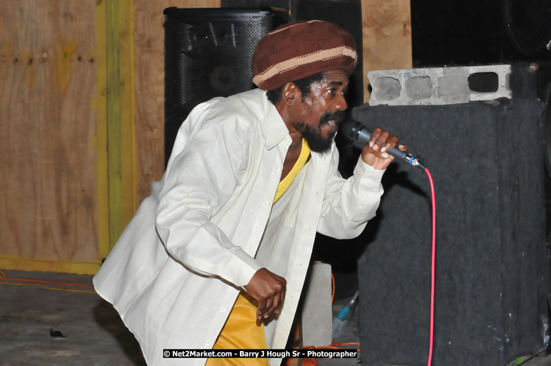  Coco Tea & Silver Cat at Bourbon Beach - Money Cologne Promotions presents The Growning of Coco Tea & Silver Cat at Bourbon Beach, Norman Manley Boulevard, Negril , Westmoreland, Jamaica W.I. - Monday, April 14, 2008 - Photographs by Barry J. Hough Sr. Photojournalist/Photograper - Photographs taken with a Nikon D70, D100, or D300 - Negril Travel Guide, Negril Jamaica WI - http://www.negriltravelguide.com - info@negriltravelguide.com...!