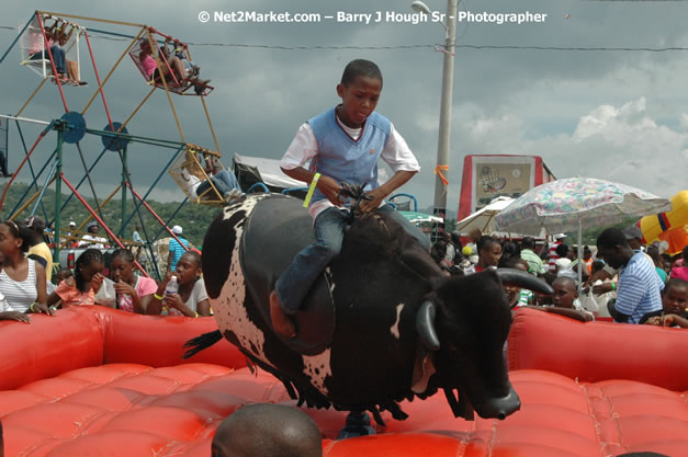 Cross De Harbour @ Lucea Car Park presented by Linkz Entertainment in association with Lucea Chamber of Commerce - Featuring Freddy Mc Gregor, Iley Dread, Mr. Vegas, Lt. Elmo, Champagne, Merital, CC, Brillant, TQ, Mad Dog, Chumps - Lucea, Hanover, Jamaica - Negril Travel Guide.com, Negril Jamaica WI - http://www.negriltravelguide.com - info@negriltravelguide.com...!