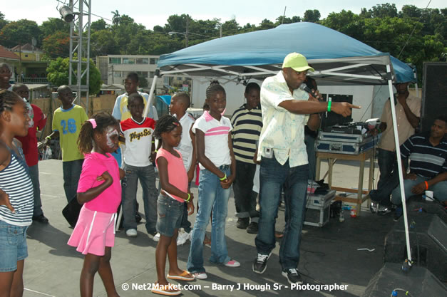 Cross De Harbour @ Lucea Car Park presented by Linkz Entertainment in association with Lucea Chamber of Commerce - Featuring Freddy Mc Gregor, Iley Dread, Mr. Vegas, Lt. Elmo, Champagne, Merital, CC, Brillant, TQ, Mad Dog, Chumps - Lucea, Hanover, Jamaica - Negril Travel Guide.com, Negril Jamaica WI - http://www.negriltravelguide.com - info@negriltravelguide.com...!