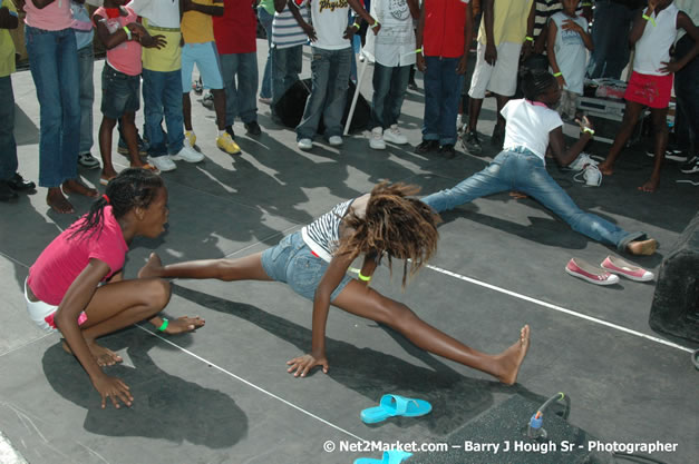 Cross De Harbour @ Lucea Car Park presented by Linkz Entertainment in association with Lucea Chamber of Commerce - Featuring Freddy Mc Gregor, Iley Dread, Mr. Vegas, Lt. Elmo, Champagne, Merital, CC, Brillant, TQ, Mad Dog, Chumps - Lucea, Hanover, Jamaica - Negril Travel Guide.com, Negril Jamaica WI - http://www.negriltravelguide.com - info@negriltravelguide.com...!