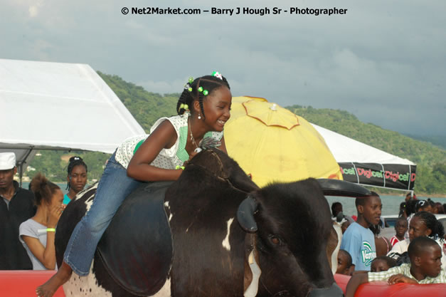 Cross De Harbour @ Lucea Car Park presented by Linkz Entertainment in association with Lucea Chamber of Commerce - Featuring Freddy Mc Gregor, Iley Dread, Mr. Vegas, Lt. Elmo, Champagne, Merital, CC, Brillant, TQ, Mad Dog, Chumps - Lucea, Hanover, Jamaica - Negril Travel Guide.com, Negril Jamaica WI - http://www.negriltravelguide.com - info@negriltravelguide.com...!