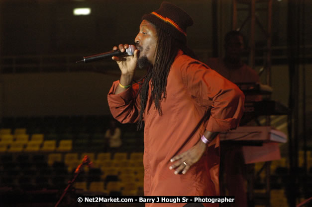 Mackie Conscious - Cure Fest 2007 - Longing For Concert at Trelawny Multi Purpose Stadium, Trelawny, Jamaica - Sunday, October 14, 2007 - Cure Fest 2007 October 12th-14th, 2007 Presented by Danger Promotions, Iyah Cure Promotions, and Brass Gate Promotions - Alison Young, Publicist - Photographs by Net2Market.com - Barry J. Hough Sr, Photographer - Negril Travel Guide, Negril Jamaica WI - http://www.negriltravelguide.com - info@negriltravelguide.com...!