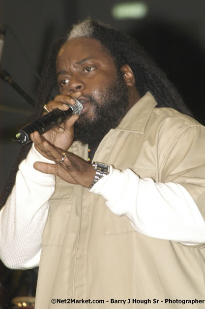 Morgan Heritage - Cure Fest 2007 - Longing For Concert at Trelawny Multi Purpose Stadium, Trelawny, Jamaica - Sunday, October 14, 2007 - Cure Fest 2007 October 12th-14th, 2007 Presented by Danger Promotions, Iyah Cure Promotions, and Brass Gate Promotions - Alison Young, Publicist - Photographs by Net2Market.com - Barry J. Hough Sr, Photographer - Negril Travel Guide, Negril Jamaica WI - http://www.negriltravelguide.com - info@negriltravelguide.com...!