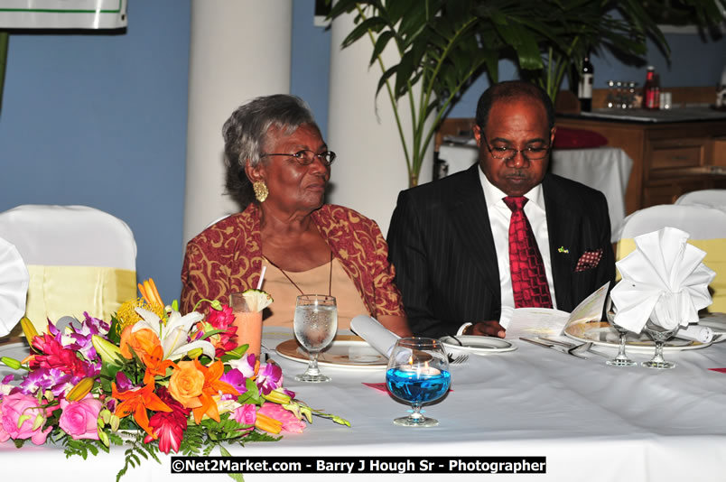 Bird of Paradise Awards & Gala @ Grand Palladium Resort & Spa [Fiesta] - Saturday, August 9, 2008 - Guest Honouree The Most Honourable P.J. Patterson ON, PC, QC - Hanover Homecoming Foundation LTD Jamaica - Wherever you roam ... Hanover bids you ... come HOME - Sunday, August 3 to Saturday, August 9, 2008 - Hanover Jamaica - Photographs by Net2Market.com - Barry J. Hough Sr. Photojournalist/Photograper - Photographs taken with a Nikon D300 - Negril Travel Guide, Negril Jamaica WI - http://www.negriltravelguide.com - info@negriltravelguide.com...!