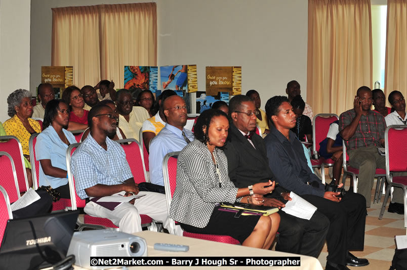 Investment & Business Forum - Brand Jamaica @ Grand Palladium Resort & Spa [Fiesta] - Thursday, August 7, 2008 - Hanover Homecoming Foundation LTD Jamaica - Wherever you roam ... Hanover bids you ... come HOME - Sunday, August 3 to Saturday, August 9, 2008 - Hanover Jamaica - Photographs by Net2Market.com - Barry J. Hough Sr. Photojournalist/Photograper - Photographs taken with a Nikon D300 - Negril Travel Guide, Negril Jamaica WI - http://www.negriltravelguide.com - info@negriltravelguide.com...!