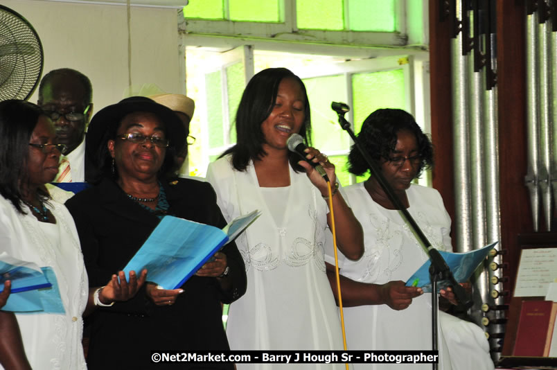 Lucea United Church - Unitied Church in Jamaica and Cayman Islands - Worship Service & Celebration of the Sacrament of Holy Communion - Special Guests: Hanover Homecoming Foundation & His excellency The Most Honourable Professor Sir Kenneth Hall Governor General of Jamaica - Sunday, August 3, 2008 - Hanover Homecoming Foundation LTD Jamaica - Wherever you roam ... Hanover bids you ... come HOME - Sunday, August 3 to Saturday, August 9, 2008 - Hanover Jamaica - Photographs by Net2Market.com - Barry J. Hough Sr. Photojournalist/Photograper - Photographs taken with a Nikon D300 - Negril Travel Guide, Negril Jamaica WI - http://www.negriltravelguide.com - info@negriltravelguide.com...!