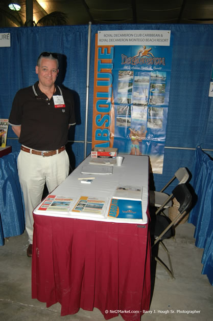 JAPEX 2006 Exibition @ Home Solutions, Negril - Tuesday, April 25, 2006 - Negril - JAPEX 2006 Negril Photos - Negril Travel Guide, Negril Jamaica WI - http://www.negriltravelguide.com - info@negriltravelguide.com...!