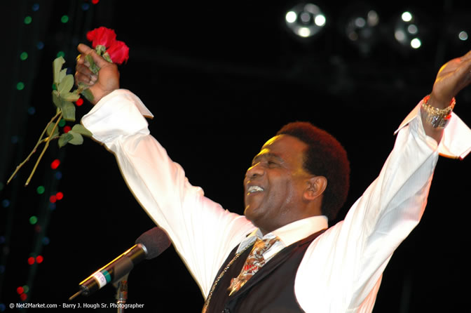 Al Green - Air Jamaica Jazz & Blues Festival 2006 - The Art of Music - Cinnamon Hill Golf Club - Rosehall Resort & Country Club, Montego Bay, Jamaica W.I. - Thursday, Friday 27, 2006 - Negril Travel Guide, Negril Jamaica WI - http://www.negriltravelguide.com - info@negriltravelguide.com...!