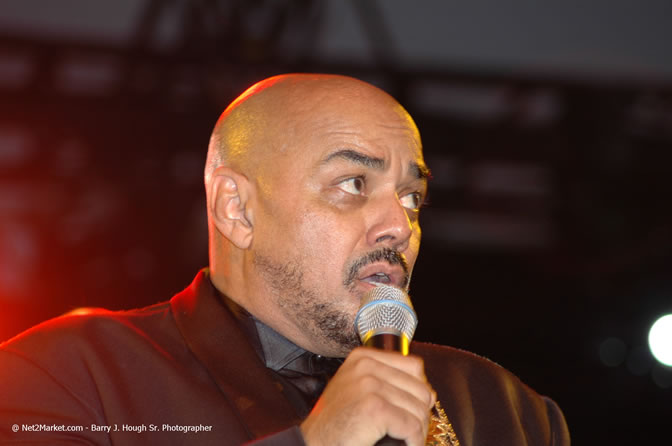 James Ingram - Air Jamaica Jazz & Blues Festival 2006 - The Art of Music - Cinnamon Hill Golf Club - Rosehall Resort & Country Club, Montego Bay, Jamaica W.I. - Thursday, Saturday 28, 2006 - Negril Travel Guide, Negril Jamaica WI - http://www.negriltravelguide.com - info@negriltravelguide.com...!