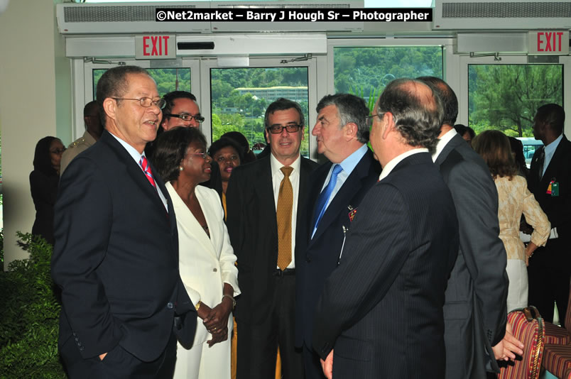 The Unveiling Of The Commemorative Plaque By The Honourable Prime Minister, Orette Bruce Golding, MP, And Their Majesties, King Juan Carlos I And Queen Sofia Of Spain - On Wednesday, February 18, 2009, Marking The Completion Of The Expansion Of Sangster International Airport, Venue at Sangster International Airport, Montego Bay, St James, Jamaica - Wednesday, February 18, 2009 - Photographs by Net2Market.com - Barry J. Hough Sr, Photographer/Photojournalist - Negril Travel Guide, Negril Jamaica WI - http://www.negriltravelguide.com - info@negriltravelguide.com...!