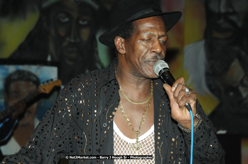 Leroy Sibbles and Gregory Isaacs at Bourbon Beach - Monday, February 11, 2008 - Bourbon Beach, Norman Manley Boulevard, Negril, Westmoreland, Jamaica W.I. - Photographs by Net2Market.com - Barry J. Hough Sr, Photographer - Negril Travel Guide, Negril Jamaica WI - http://www.negriltravelguide.com - info@negriltravelguide.com...!