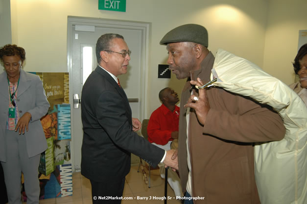 MBJ Airports Limited Welcomes WestJet Airlines - Inaugural Scheduled Service From Toronto Pearsons International Airport - Monday, December 10, 2007 - Sangster International Airport - MBJ Airports Limited, Montego Bay, Jamaica W.I. - Photographs by Net2Market.com - Barry J. Hough Sr, Photographer - Negril Travel Guide, Negril Jamaica WI - http://www.negriltravelguide.com - info@negriltravelguide.com...!