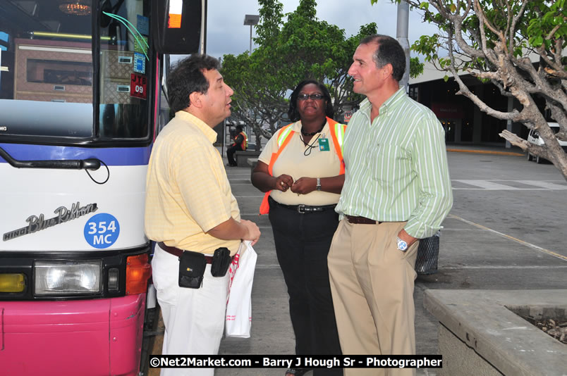 MBJ Airports Limited Reception for ACI [Airports Council International] - Saturday, October 25, 2008 - MBJ Airports Limited, Montego Bay, St James, Jamaica - Photographs by Net2Market.com - Barry J. Hough Sr. Photojournalist/Photograper - Photographs taken with a Nikon D300 - Negril Travel Guide, Negril Jamaica WI - http://www.negriltravelguide.com - info@negriltravelguide.com...!