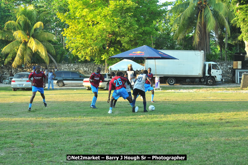 Marley Magic Traffic Jam - Celebrity Football @ Spring Break - Saturday, March 21, 2009 - Also Featuring: Kelley, Capleton, Junior Reid, Spragga Benz, Wayne Marshall, Munga, Romaine Virgo,Embee, Bango Herman, Flava K, Whisky Baggio, Andrew and Wadda Blood, Black Am I, Packa, Venue at Waz Beach, Norman Manley Boulevard, Negril Westmoreland, Jamaica - Saturday, March 21, 2009 - Photographs by Net2Market.com - Barry J. Hough Sr, Photographer/Photojournalist - Negril Travel Guide, Negril Jamaica WI - http://www.negriltravelguide.com - info@negriltravelguide.com...!