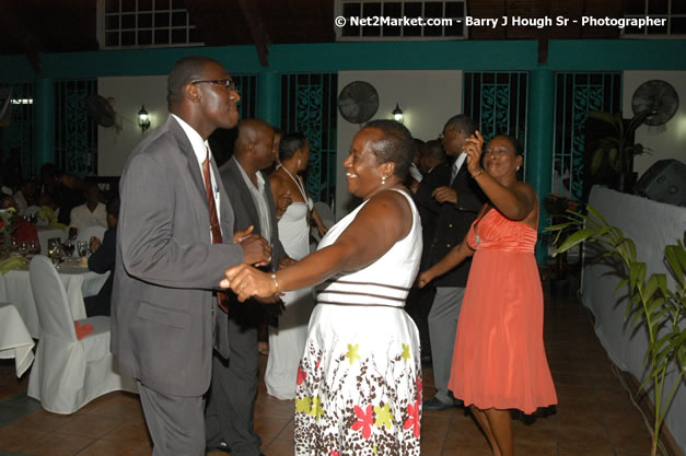 Negril Chamber of Commerce - 24th Anniversary Dinner Photos - Saturday, April 21, 2007 - Negril Hills Country Club, Sheffield, Westmoreland, Jamaica W.I. - Negril Travel Guide, Negril Jamaica WI - http://www.negriltravelguide.com - info@negriltravelguide.com...!