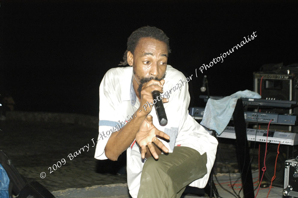  Luciano "Live in Concert" Negril Escape Resort & Spa, Openning Acts: Justice Merchant, and Timmi Burrell, Backing Band: JAH Messenjah, One Love Reggae Summer Series, West End, Negril, Westmoreland, Jamaica W.I. - Tuesday, August 11, 2009 - Photographs by Barry J. Hough Sr. Photojournalist/Photograper - Photographs taken with a Nikon D70, D100, or D300 - Negril Travel Guide, Negril Jamaica WI - http://www.negriltravelguide.com - info@negriltravelguide.com...!