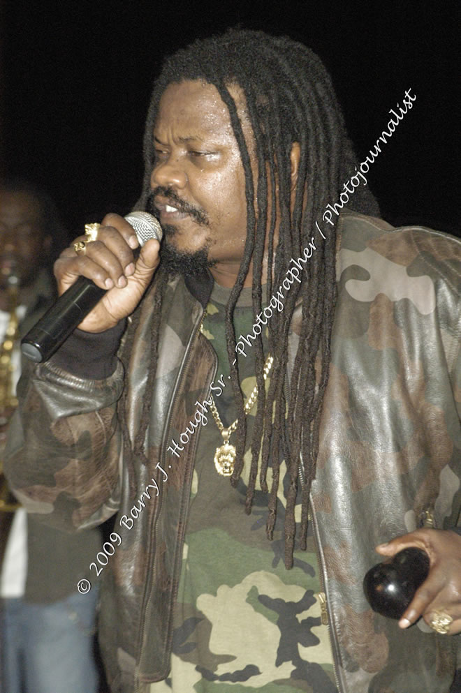  Luciano "Live in Concert" Negril Escape Resort & Spa, Openning Acts: Justice Merchant, and Timmi Burrell, Backing Band: JAH Messenjah, One Love Reggae Summer Series, West End, Negril, Westmoreland, Jamaica W.I. - Tuesday, August 11, 2009 - Photographs by Barry J. Hough Sr. Photojournalist/Photograper - Photographs taken with a Nikon D70, D100, or D300 - Negril Travel Guide, Negril Jamaica WI - http://www.negriltravelguide.com - info@negriltravelguide.com...!