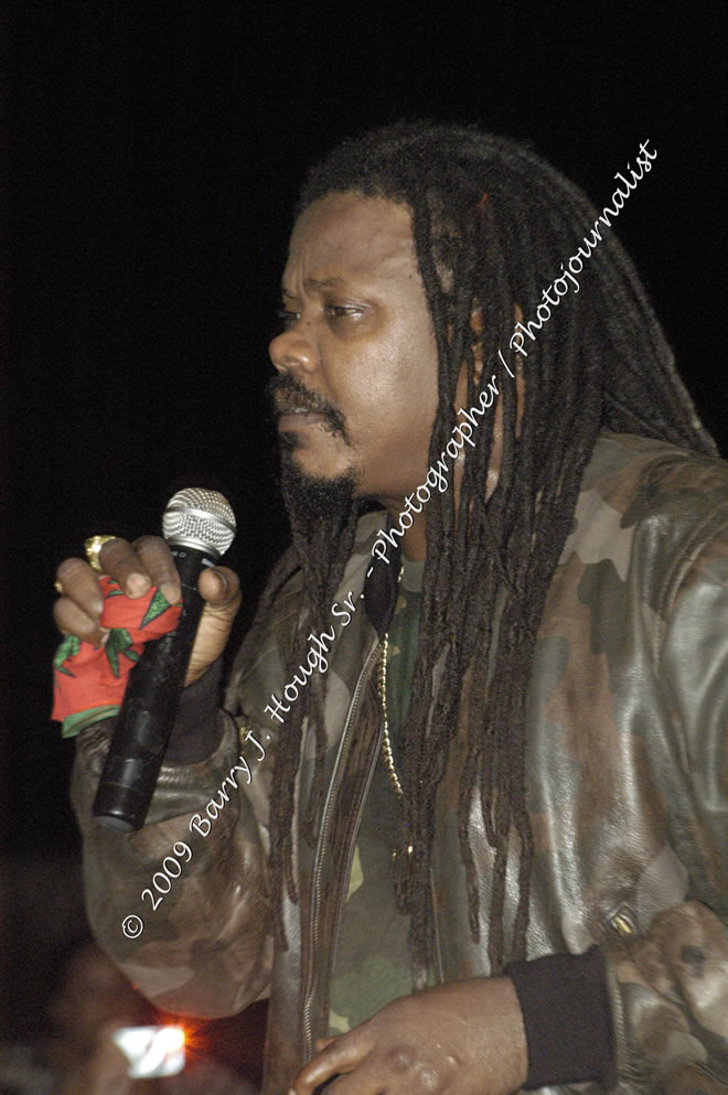  Luciano "Live in Concert" Negril Escape Resort & Spa, Openning Acts: Justice Merchant, and Timmi Burrell, Backing Band: JAH Messenjah, One Love Reggae Summer Series, West End, Negril, Westmoreland, Jamaica W.I. - Tuesday, August 11, 2009 - Photographs by Barry J. Hough Sr. Photojournalist/Photograper - Photographs taken with a Nikon D70, D100, or D300 - Negril Travel Guide, Negril Jamaica WI - http://www.negriltravelguide.com - info@negriltravelguide.com...!