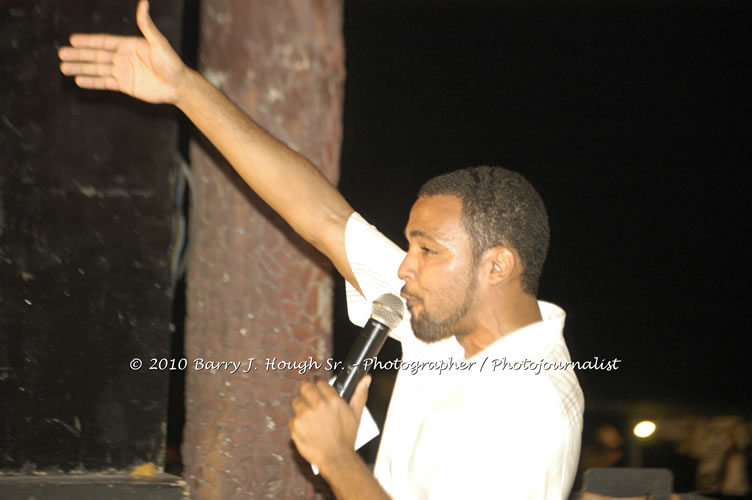 Freddy McGregor - Live In Concert @ Negril Escape Resort and Spa, One Love Drive, West End, Negril, Westmoreland, Jamaica W.I. - Photographs by Net2Market.com - Barry J. Hough Sr, Photographer/Photojournalist - Negril Travel Guide, Negril Jamaica WI - http://www.negriltravelguide.com - info@negriltravelguide.com...!