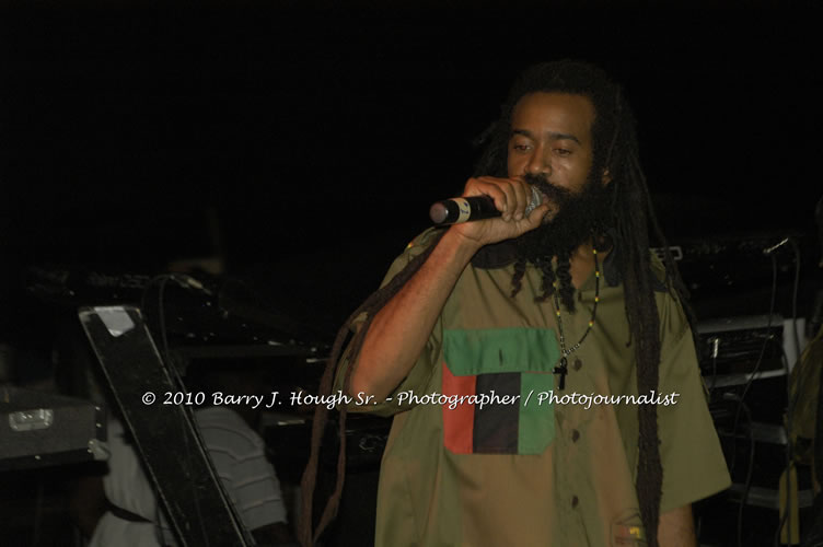 JAH Cure - Live In Concert @ Negril Escape Resort and Spa, December 15, 2009, One Love Drive, West End, Negril, Westmoreland, Jamaica W.I. - Photographs by Net2Market.com - Barry J. Hough Sr, Photographer/Photojournalist - Negril Travel Guide, Negril Jamaica WI - http://www.negriltravelguide.com - info@negriltravelguide.com...!