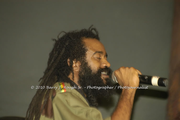 JAH Cure - Live In Concert @ Negril Escape Resort and Spa, December 15, 2009, One Love Drive, West End, Negril, Westmoreland, Jamaica W.I. - Photographs by Net2Market.com - Barry J. Hough Sr, Photographer/Photojournalist - Negril Travel Guide, Negril Jamaica WI - http://www.negriltravelguide.com - info@negriltravelguide.com...!