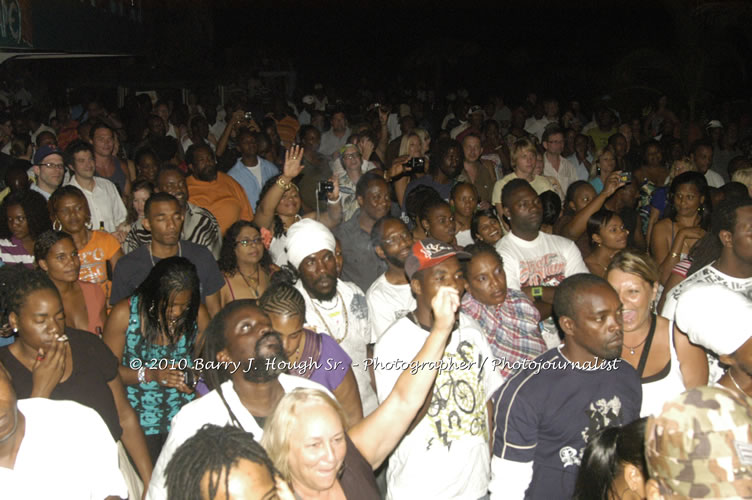 JAH Cure - Live In Concert @ Negril Escape Resort and Spa, December 15, 2009, One Love Drive, West End, Negril, Westmoreland, Jamaica W.I. - Photographs by Net2Market.com - Barry J. Hough Sr, Photographer/Photojournalist - Negril Travel Guide, Negril Jamaica WI - http://www.negriltravelguide.com - info@negriltravelguide.com...!