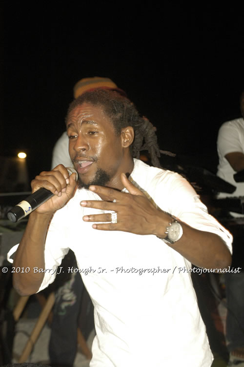 JAH Cure - Live In Concert @ Negril Escape Resort and Spa, December 15, 2009, One Love Drive, West End, Negril, Westmoreland, Jamaica W.I. - Photographs by Net2Market.com - Barry J. Hough Sr, Photographer/Photojournalist - Negril Travel Guide, Negril Jamaica WI - http://www.negriltravelguide.com - info@negriltravelguide.com...!