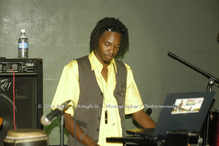 John Holt - Live in Concert - Also featuring Uprising Bank, plus DJ Gemini @ One Love Reggae Concerts Series 09/10 @ Negril Escape Resort & Spa, February 9, 2010, One Love Drive, West End, Negril, Westmoreland, Jamaica W.I. - Photographs by Net2Market.com - Barry J. Hough Sr, Photographer/Photojournalist - The Negril Travel Guide - Negril's and Jamaica's Number One Concert Photography Web Site with over 40,000 Jamaican Concert photographs Published -  Negril Travel Guide, Negril Jamaica WI - http://www.negriltravelguide.com - info@negriltravelguide.com...!