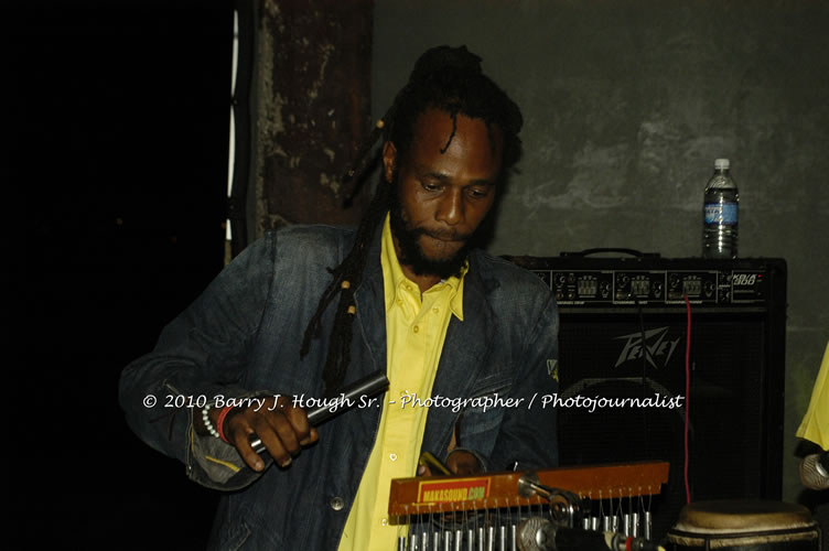 John Holt - Live in Concert - Also featuring Uprising Bank, plus DJ Gemini @ One Love Reggae Concerts Series 09/10 @ Negril Escape Resort & Spa, February 9, 2010, One Love Drive, West End, Negril, Westmoreland, Jamaica W.I. - Photographs by Net2Market.com - Barry J. Hough Sr, Photographer/Photojournalist - The Negril Travel Guide - Negril's and Jamaica's Number One Concert Photography Web Site with over 40,000 Jamaican Concert photographs Published -  Negril Travel Guide, Negril Jamaica WI - http://www.negriltravelguide.com - info@negriltravelguide.com...!