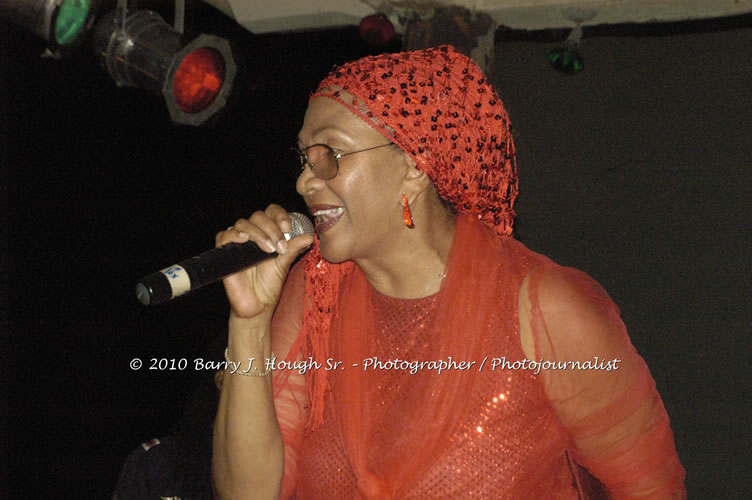 Marcia Griffiths & Edge Michael - Live In Concert - One Love Reggae Concert Series 09/10 @ Negril Escape Resort and Spa, December 29, 2009, One Love Drive, West End, Negril, Westmoreland, Jamaica W.I. - Photographs by Net2Market.com - Barry J. Hough Sr, Photographer/Photojournalist - Negril Travel Guide, Negril Jamaica WI - http://www.negriltravelguide.com - info@negriltravelguide.com...!