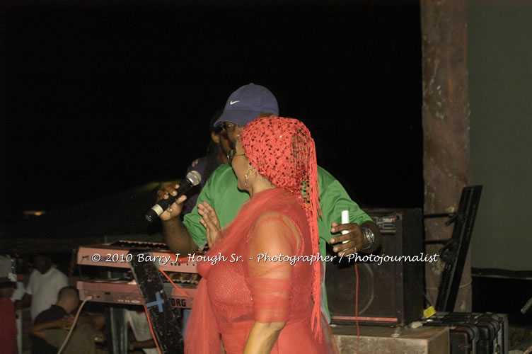 Marcia Griffiths & Edge Michael - Live In Concert - One Love Reggae Concert Series 09/10 @ Negril Escape Resort and Spa, December 29, 2009, One Love Drive, West End, Negril, Westmoreland, Jamaica W.I. - Photographs by Net2Market.com - Barry J. Hough Sr, Photographer/Photojournalist - Negril Travel Guide, Negril Jamaica WI - http://www.negriltravelguide.com - info@negriltravelguide.com...!