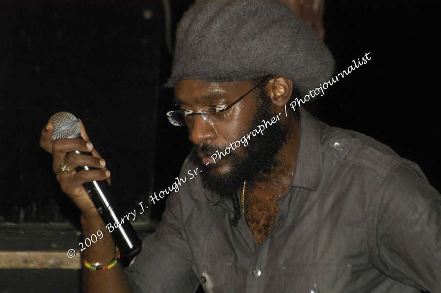  Tarrus Riley - Live in Concert - at the One Love Reggae Concert Series 09/10 @ Negril Escape Resort & Spa - Also Featuring: Mistic Bowie, Monday Justice, Cash, Dean Frazier - DJ Gemini - MC Oliver Cargill, Negril Escape Resort & Spa, One Love Drive, West End, Negril, Westmoreland, Jamaica W.I. - Tuesday, November 17, 2009 - Photographs by Net2Market.com - Barry J. Hough Sr, Photographer / Photojournalist - Photos taken with a Nikon D70, D100, or D300 - Negril Travel Guide, Negril Jamaica WI - http://www.negriltravelguide.com - info@negriltravelguide.com...!