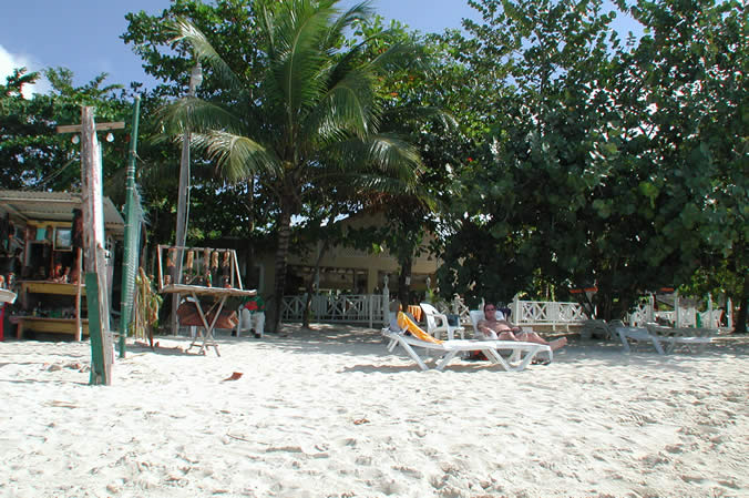 A Photo Walk along Negril's Famous Seven Mile Beach - Negril Travel Guide, Negril Jamaica WI - http://www.negriltravelguide.com - info@negriltravelguide.com...!