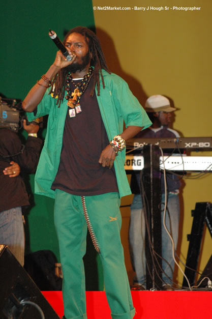 I Wayne @ Tru-Juice Rebel Salute 2007 - Saturday, January 13, 2007, Port Kaiser Sports Club, St. Elizabeth - Negril Travel Guide, Negril Jamaica WI - http://www.negriltravelguide.com - info@negriltravelguide.com...!