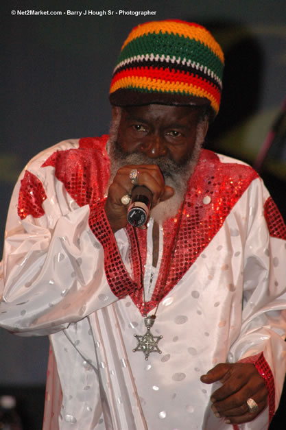 The Abyssinians @ Tru-Juice Rebel Salute 2007 - Saturday, January 13, 2007, Port Kaiser Sports Club, St. Elizabeth - Negril Travel Guide, Negril Jamaica WI - http://www.negriltravelguide.com - info@negriltravelguide.com...!