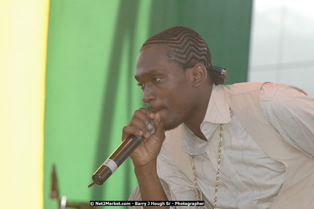 Busy Signal at Tru-Juice Rebel Salute 2008 - The 15th staging of Tru-Juice Rebel Salute, Saturday, January 12, 2008, Port Kaiser Sports Club, St. Elizabeth, Jamaica W.I. - Photographs by Net2Market.com - Barry J. Hough Sr, Photographer - Negril Travel Guide, Negril Jamaica WI - http://www.negriltravelguide.com - info@negriltravelguide.com...!