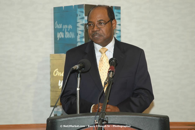 Red Cap Porters Awards - Minister of Tourism, Hon. Edmund Bartlett - Director of Tourism, Basil Smith - Friday, December 14, 2007 - Holiday Inn Sunspree, Montego Bay, Jamaica W.I. - Photographs by Net2Market.com - Barry J. Hough Sr, Photographer - Negril Travel Guide, Negril Jamaica WI - http://www.negriltravelguide.com - info@negriltravelguide.com...!