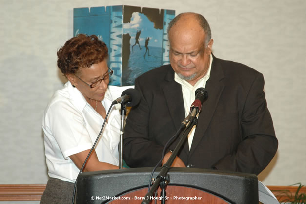 Red Cap Porters Awards - Minister of Tourism, Hon. Edmund Bartlett - Director of Tourism, Basil Smith - Friday, December 14, 2007 - Holiday Inn Sunspree, Montego Bay, Jamaica W.I. - Photographs by Net2Market.com - Barry J. Hough Sr, Photographer - Negril Travel Guide, Negril Jamaica WI - http://www.negriltravelguide.com - info@negriltravelguide.com...!